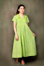 Load image into Gallery viewer, Green Pleated Kurta
